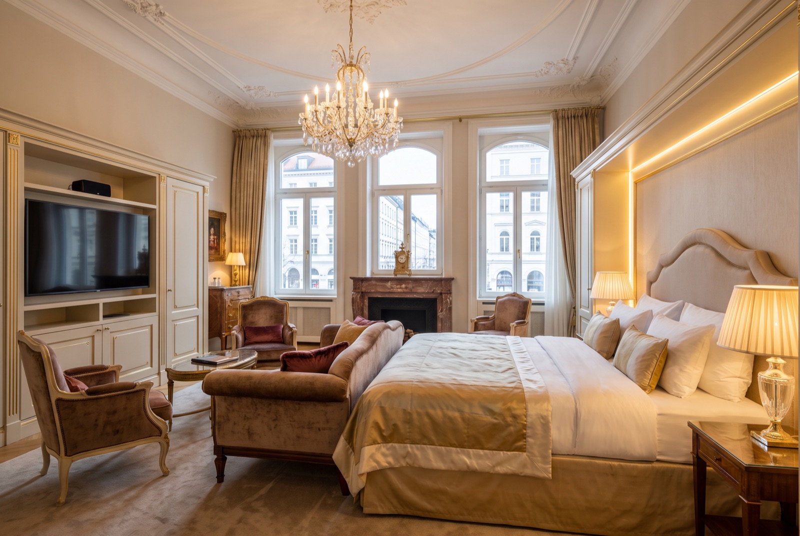 Aurelia Suite